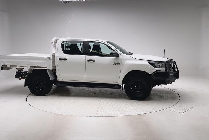 2022 Toyota Hilux SR