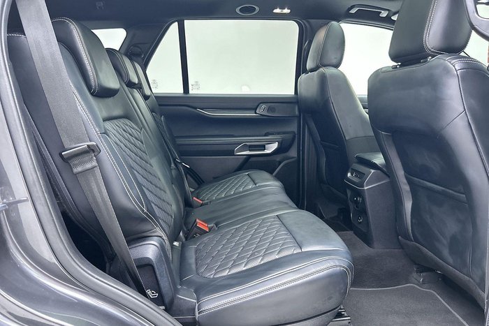 2024 Ford Everest Platinum