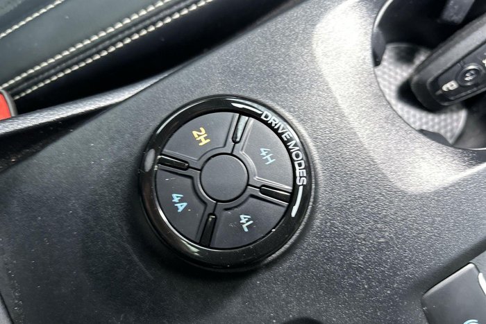 2024 Ford Everest Platinum