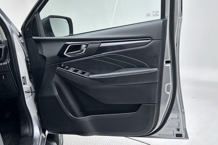 2022 Isuzu MU-X LS-T