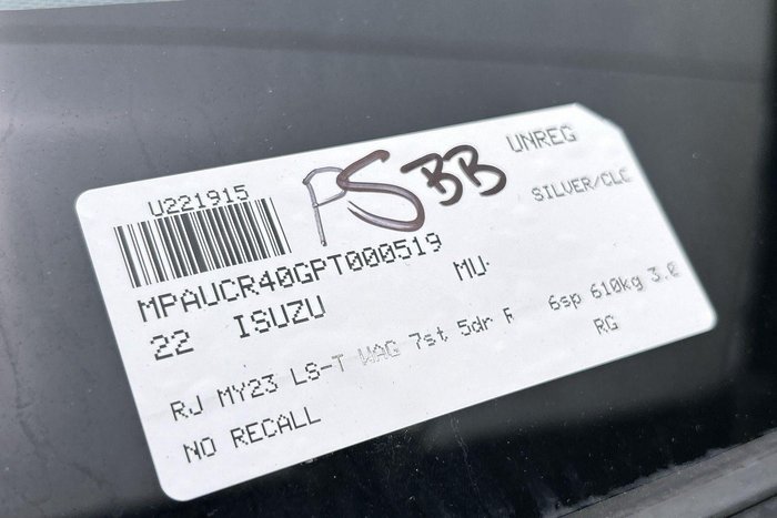 2022 Isuzu MU-X LS-T
