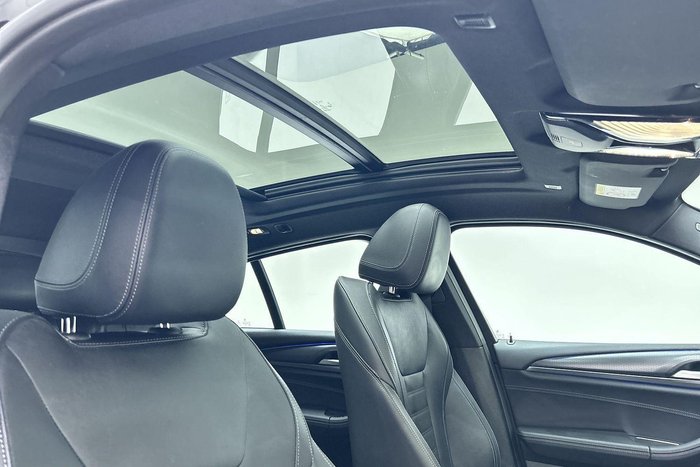 2022 BMW X4 xDrive30i M Sport