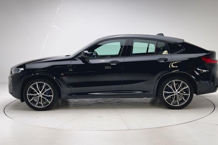 2022 BMW X4 xDrive30i M Sport