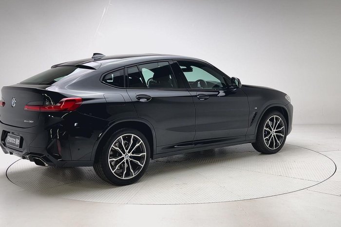 2022 BMW X4 xDrive30i M Sport