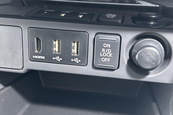 2024 Mitsubishi Pajero Sport GLS