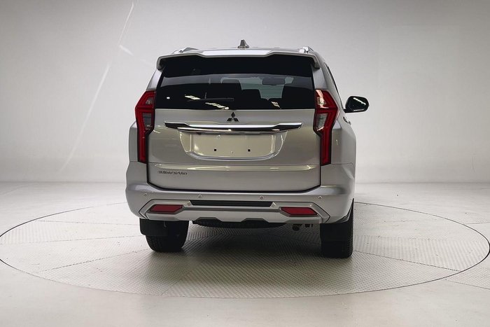 2024 Mitsubishi Pajero Sport GLS