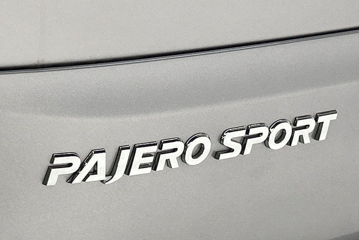 2024 Mitsubishi Pajero Sport GLS