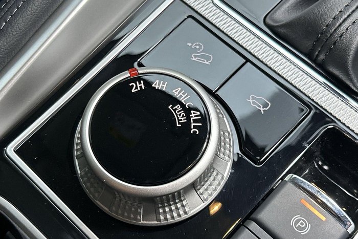 2024 Mitsubishi Pajero Sport GLS