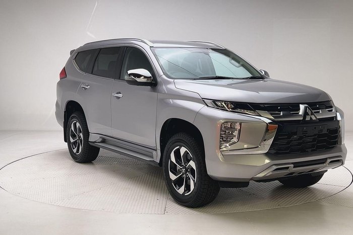 2024 Mitsubishi Pajero Sport GLS