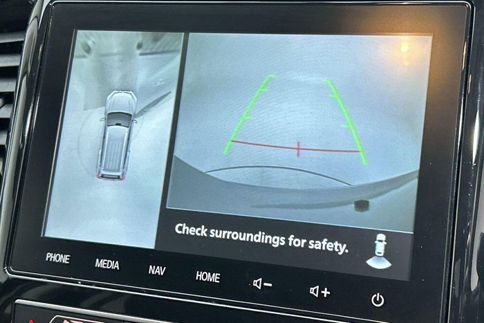 2024 Mitsubishi Pajero Sport GLS