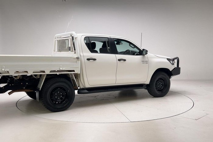 2022 Toyota Hilux SR