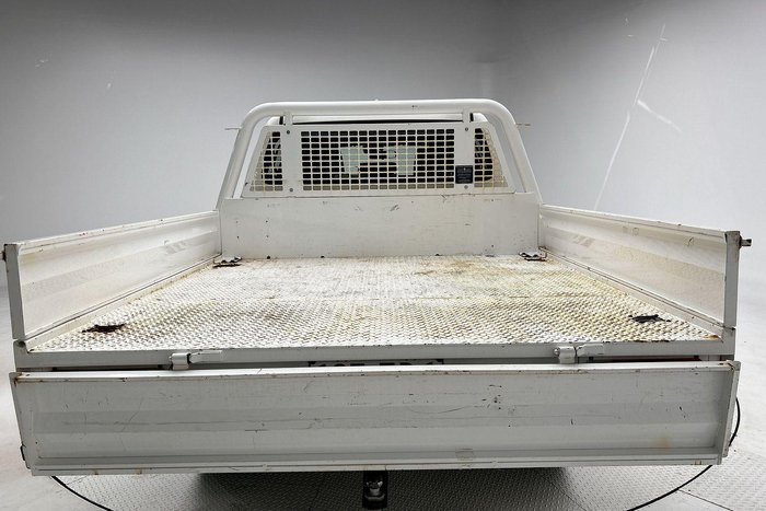 2022 Toyota Hilux SR