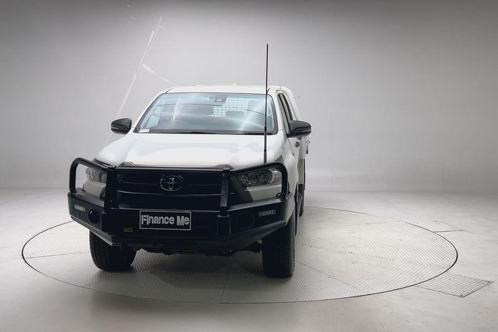 2022 Toyota Hilux SR