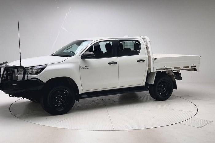 2022 Toyota Hilux SR
