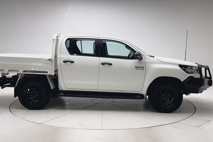 2022 Toyota Hilux SR