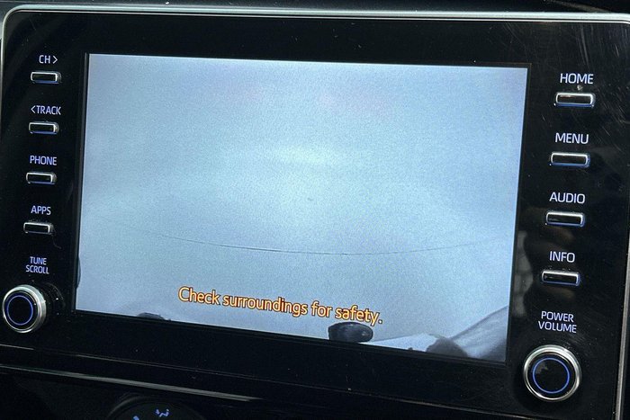 2022 Toyota Hilux SR