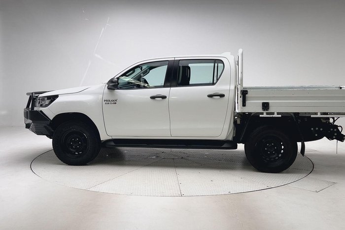 2022 Toyota Hilux SR