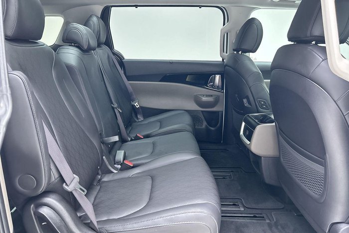 2025 Kia Carnival GT-Line HEV