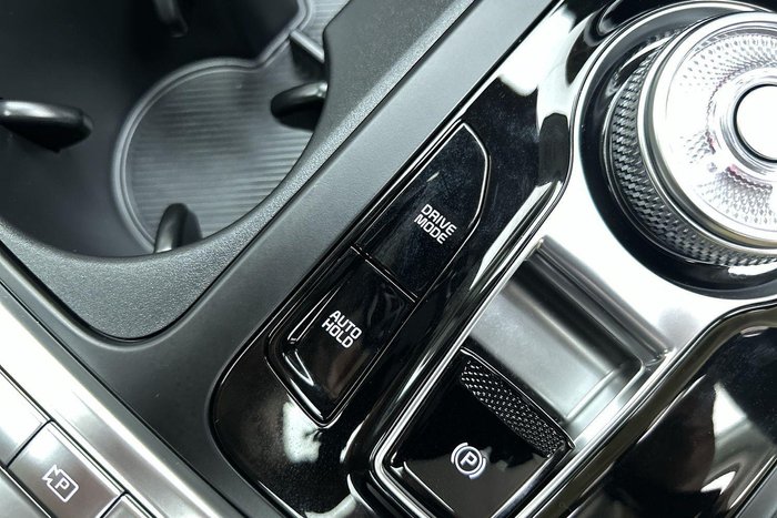 2025 Kia Carnival GT-Line HEV