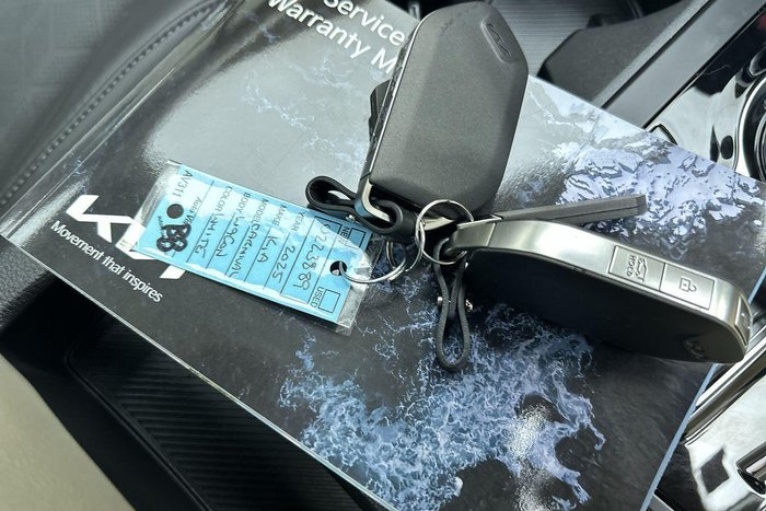 2025 Kia Carnival GT-Line HEV