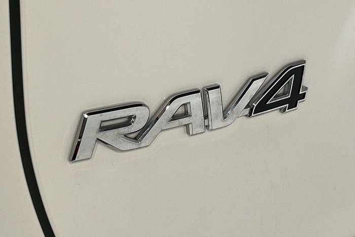 2024 Toyota RAV4 GX