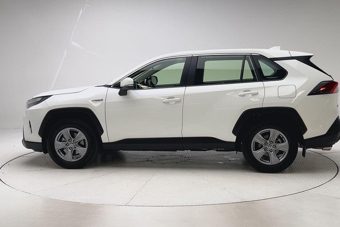 2024 Toyota RAV4 GX