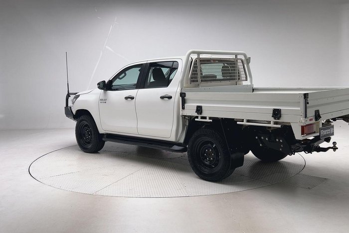 2022 Toyota Hilux SR