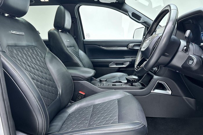 2024 Ford Everest Platinum