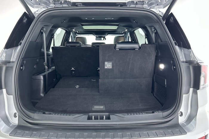 2024 Ford Everest Platinum