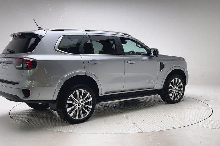 2024 Ford Everest Platinum