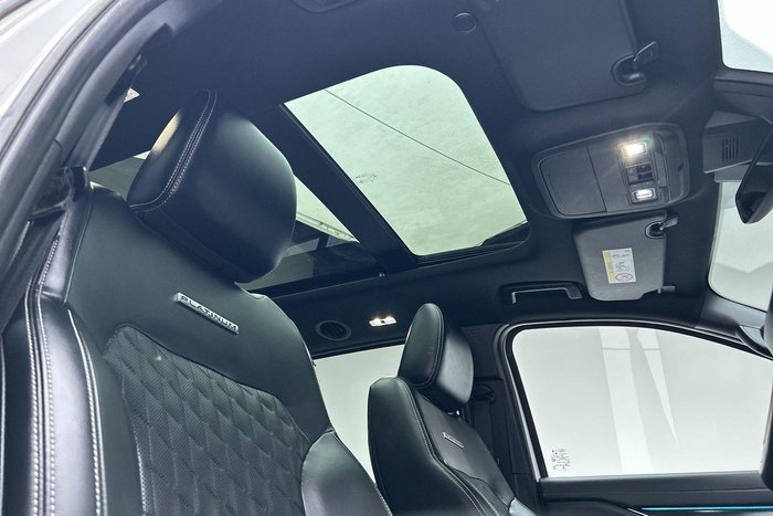 2024 Ford Everest Platinum