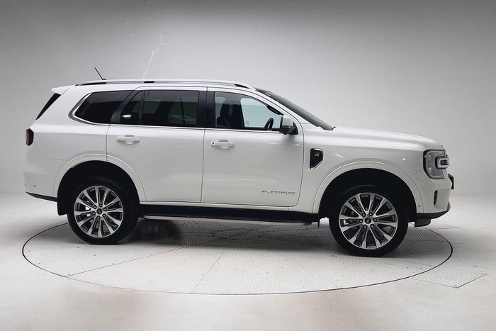 2024 Ford Everest Platinum