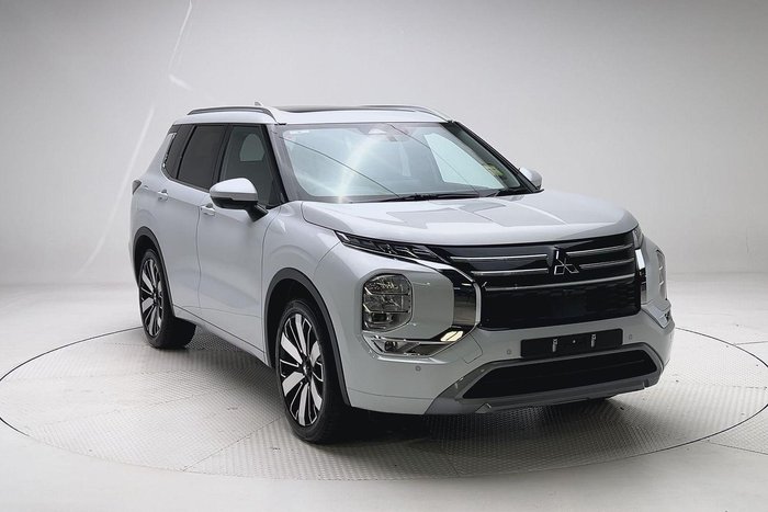2025 Mitsubishi Outlander Exceed
