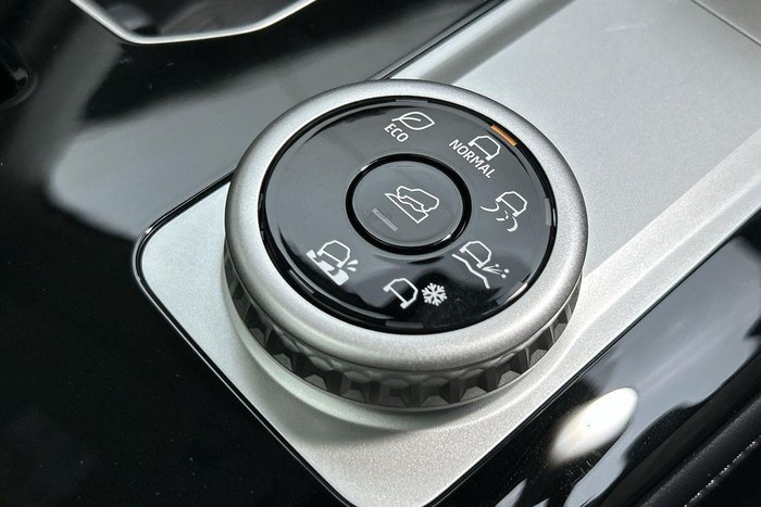 2025 Mitsubishi Outlander Exceed