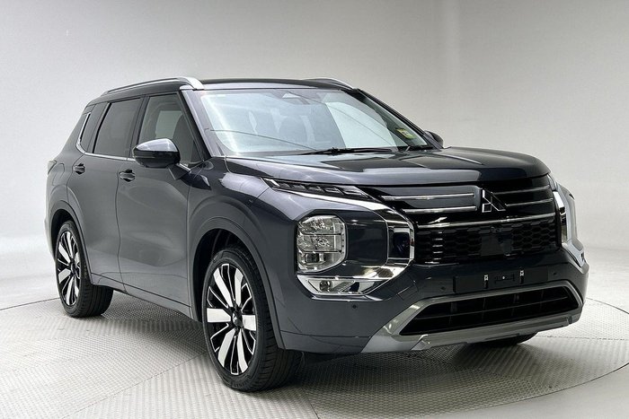 2025 Mitsubishi Outlander Exceed