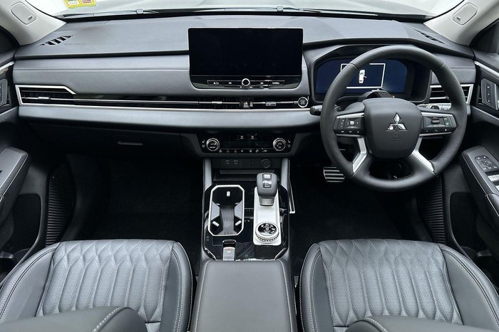 2025 Mitsubishi Outlander Exceed