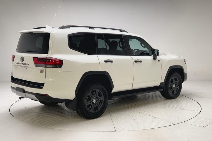 2023 Toyota Landcruiser GR Sport