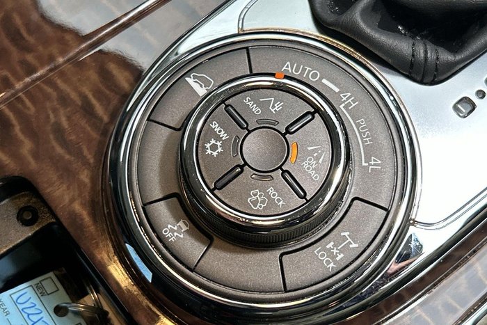 2023 Nissan Patrol Ti