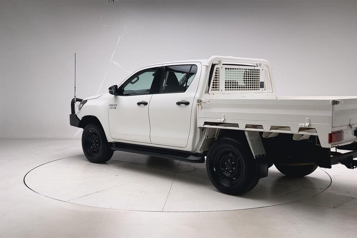 2022 Toyota Hilux SR