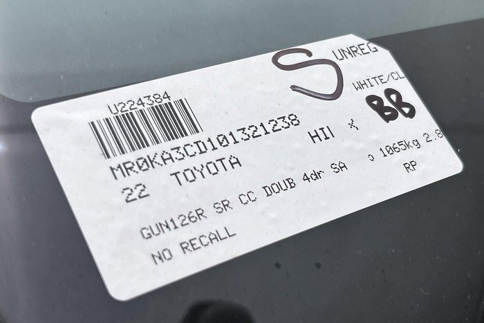 2022 Toyota Hilux SR