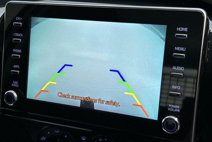 2022 Toyota Hilux SR