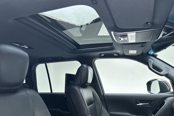 2022 Toyota Landcruiser Sahara ZX