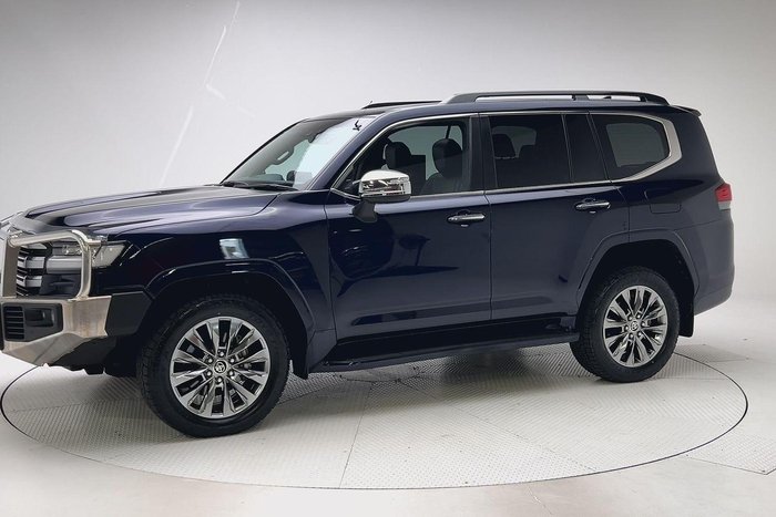 2022 Toyota Landcruiser Sahara ZX