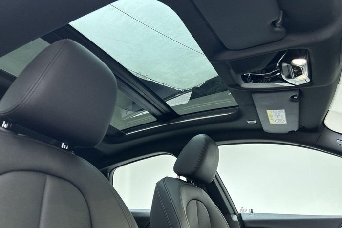 2021 BMW 2 Series 220i M Sport