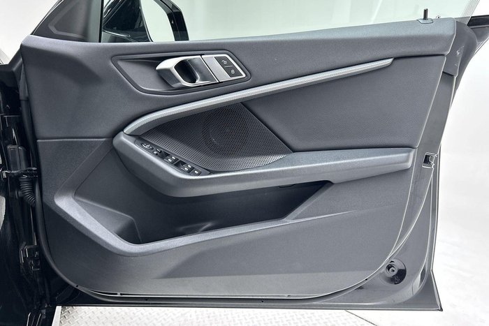 2021 BMW 2 Series 220i M Sport