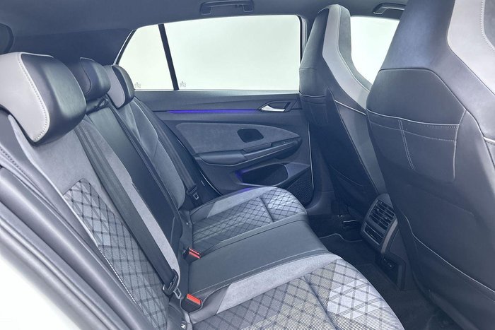 2023 Volkswagen Golf 110TSI R-Line