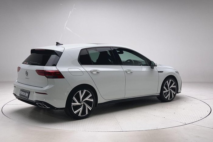 2023 Volkswagen Golf 110TSI R-Line