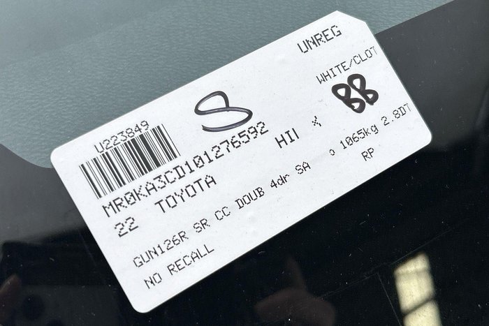 2022 Toyota Hilux SR