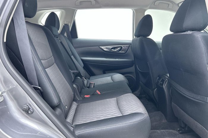 2020 Nissan X-TRAIL ST