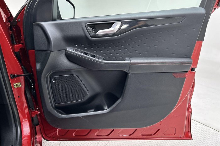 2021 Ford Escape ST-Line